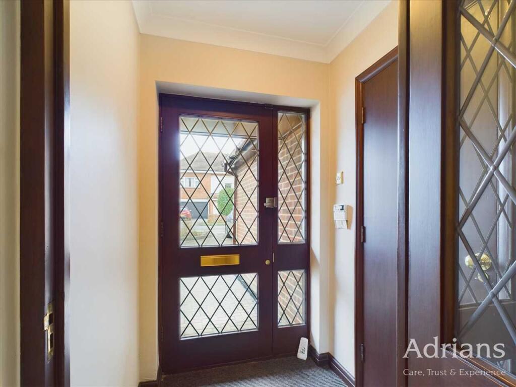 ENTRANCE PORCH