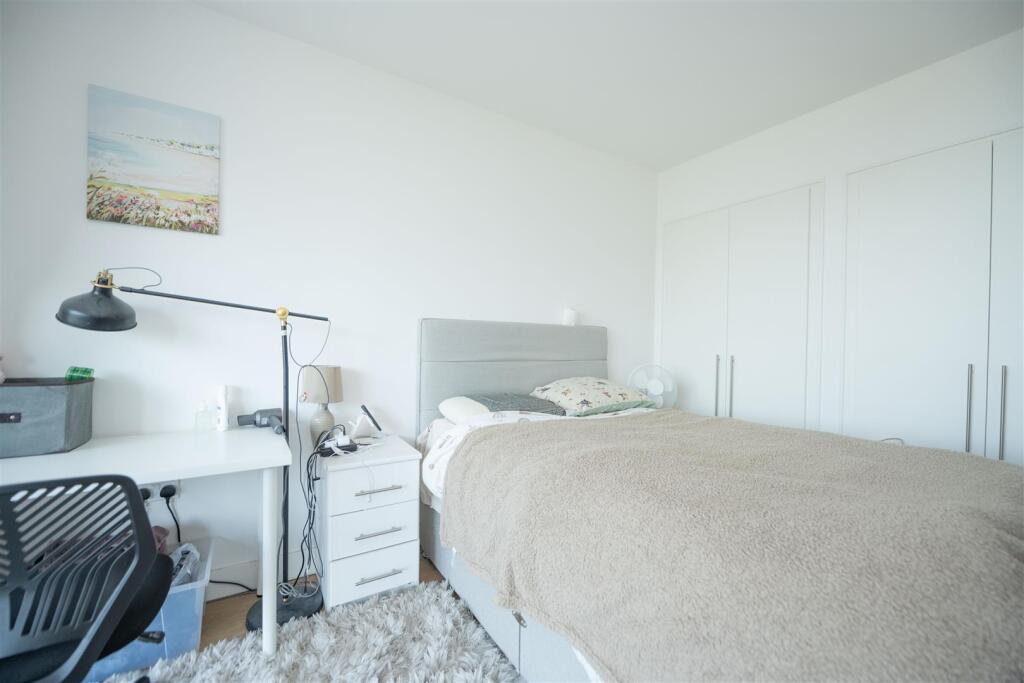 Bedroom                 .jpg