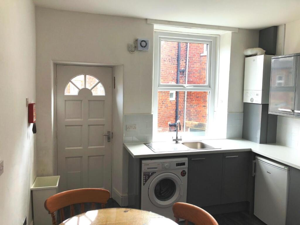 Kitchen.JPEG