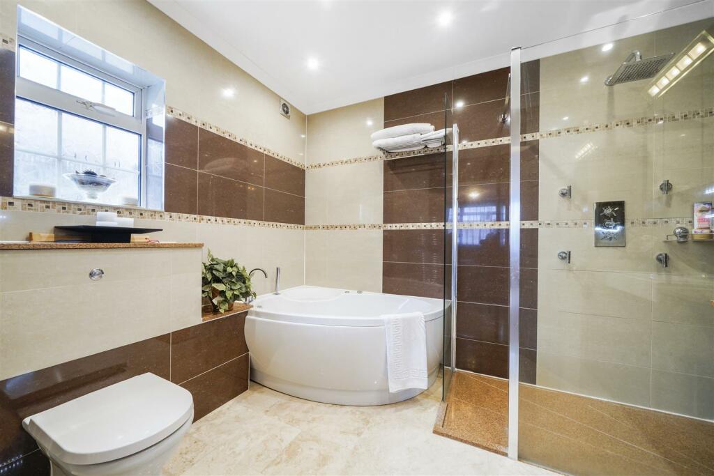 5B Bonnersfield Close - uf4sC06bQIpuWDg3Ybld.jpg
