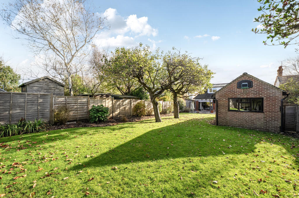 1384025-8-69259c1...