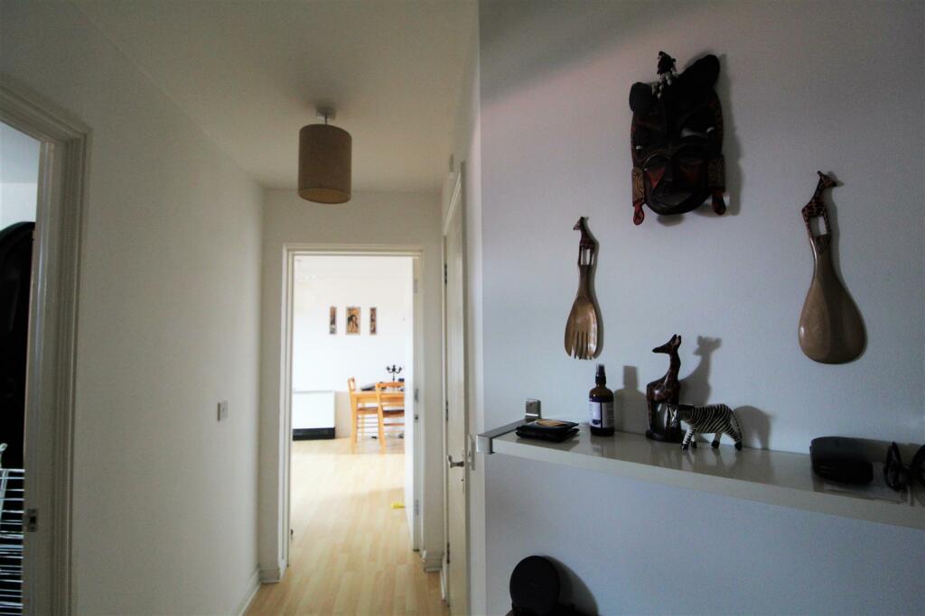 Hallway.jpg