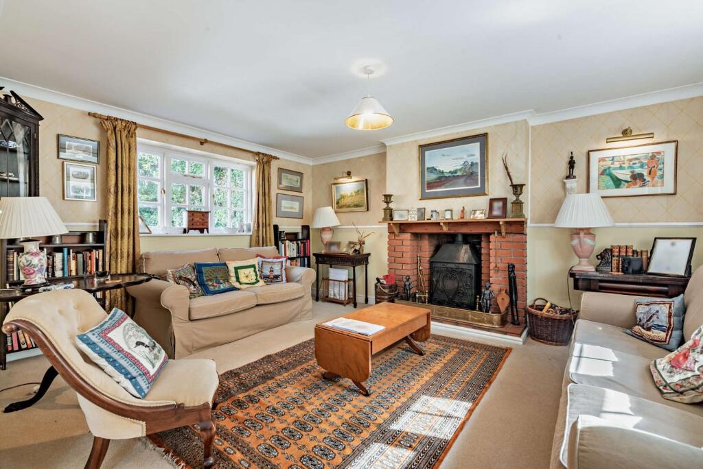 8550850-interior14-800.jpg