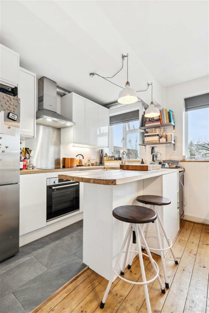 Flat 41 Sandhurst Court, Acre Lane, Brixton, SW2-9