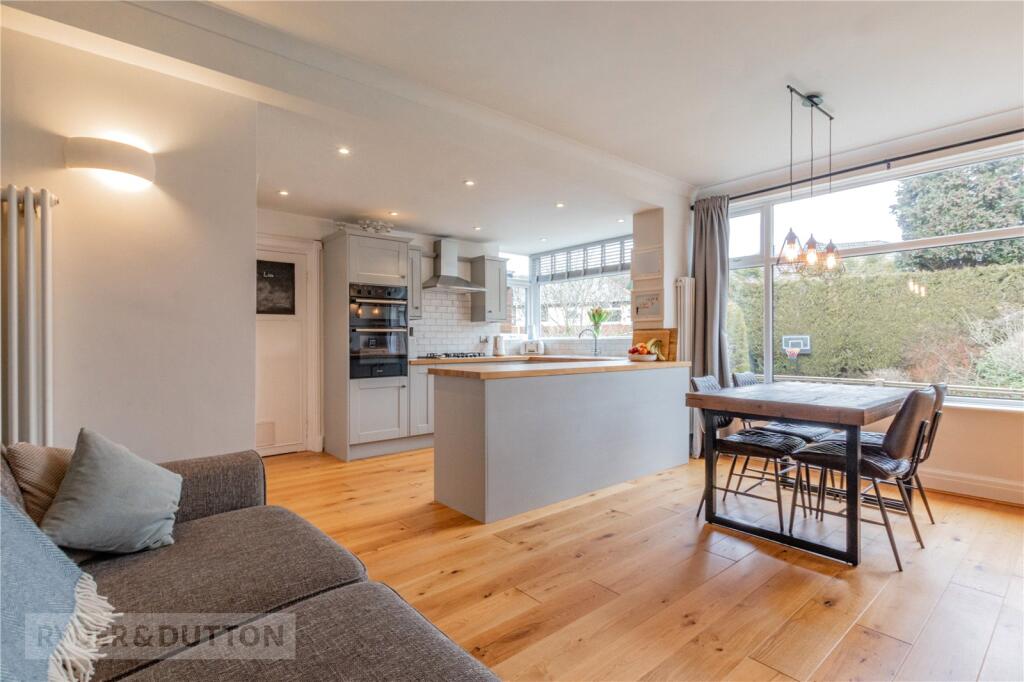 Kitchen/Diner/Living