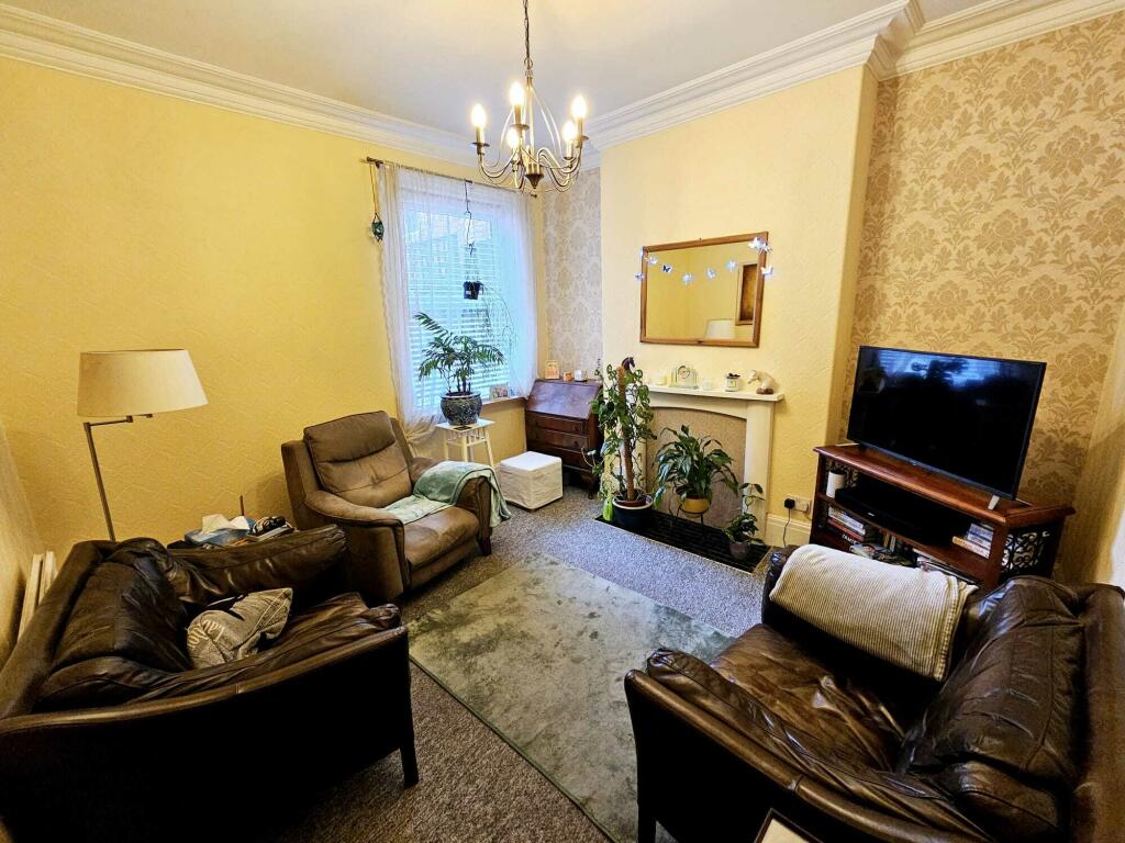 e6108061-9954-4c47-9ac1-084618385170