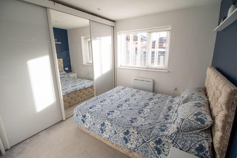 Master bedroom (Ground Floor)