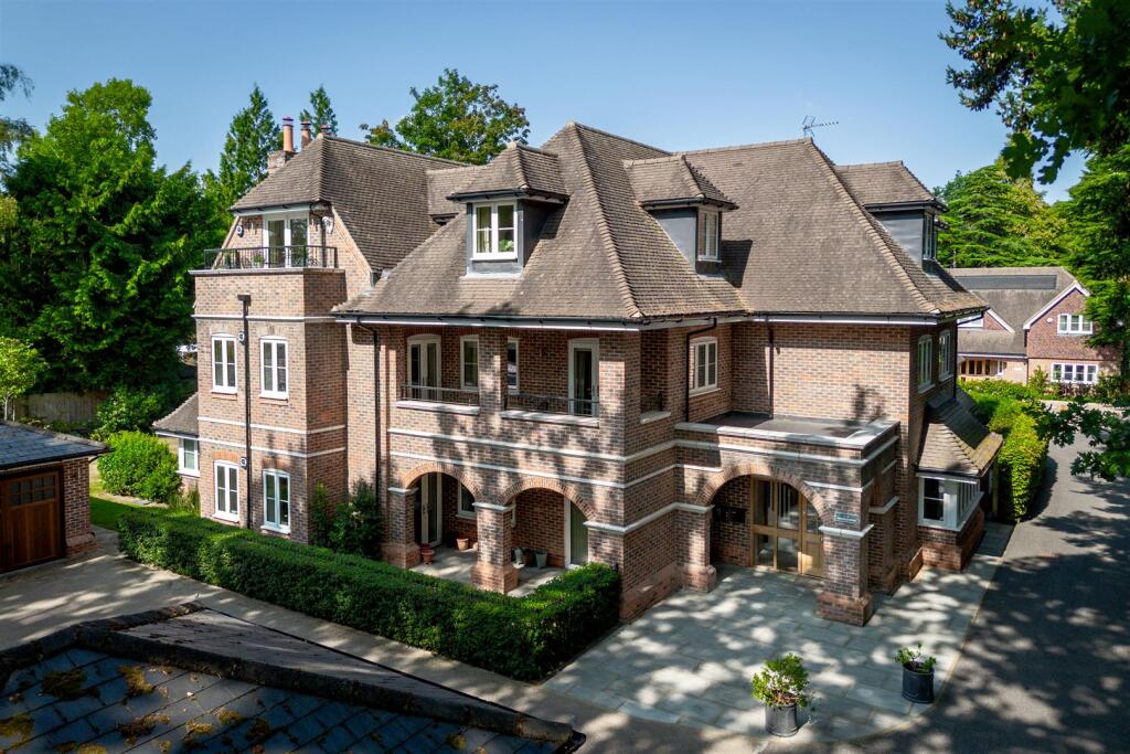 3 Oakfield House-38.jpg