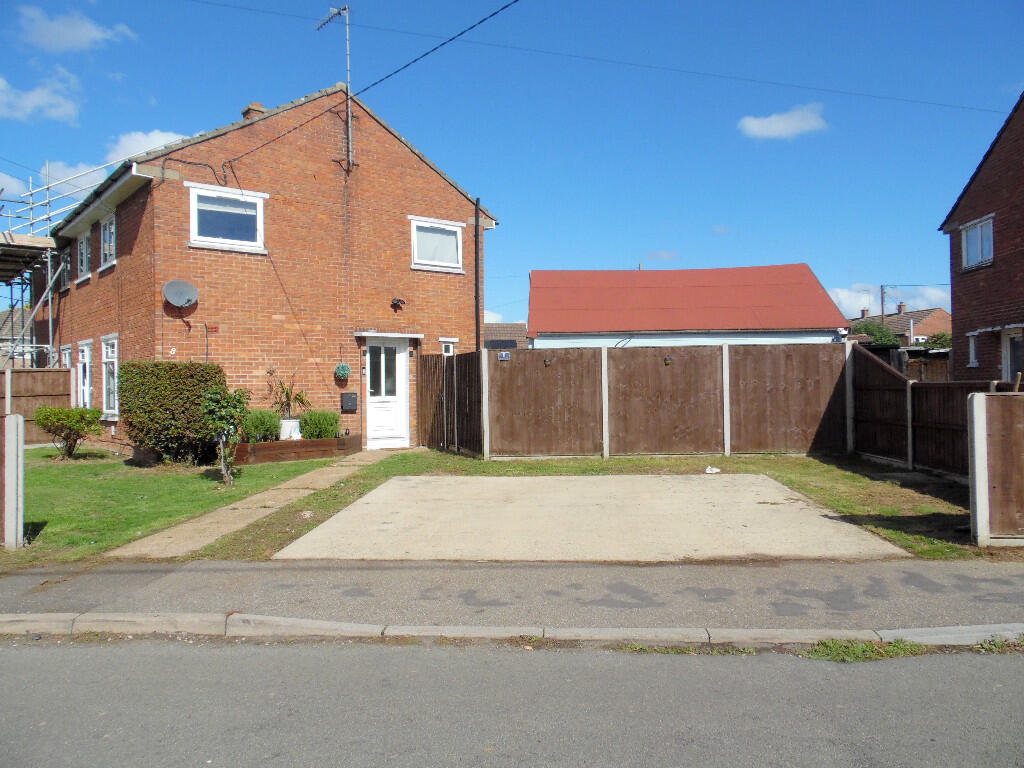 FRONT &amp; DRIVEWAY