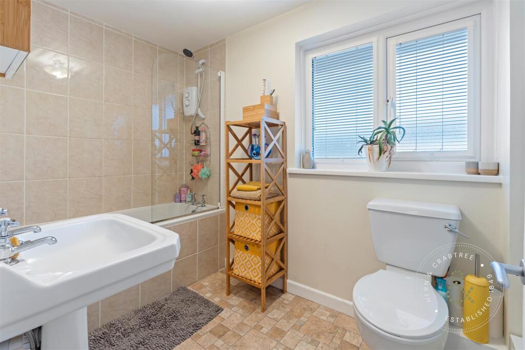 Bryn Pinwydden, Hern Crabtree (24).jpg