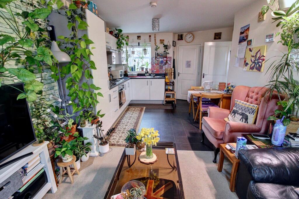 8. Living Dining Kitchen