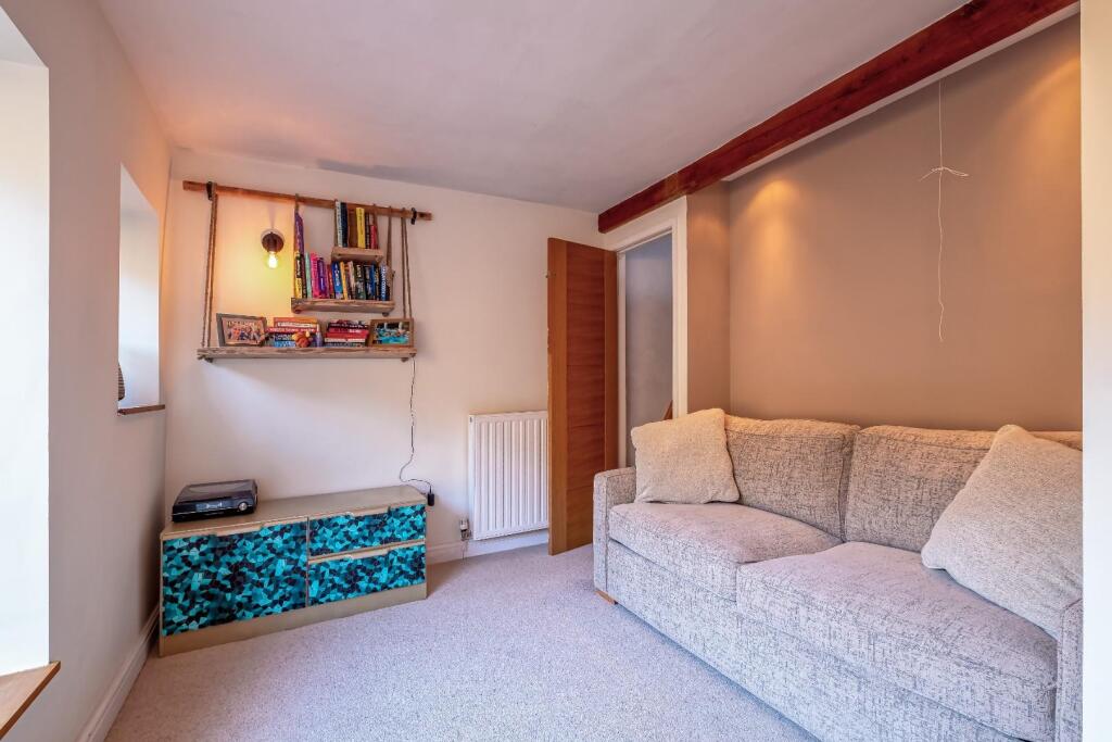 26 Oubas Hill (22 of 37).jpg