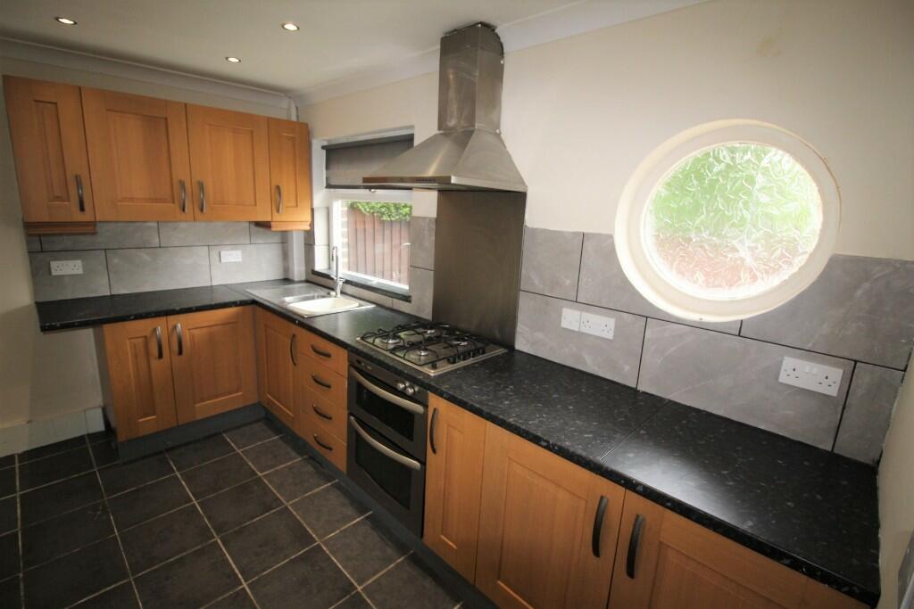 Kitchen (a)