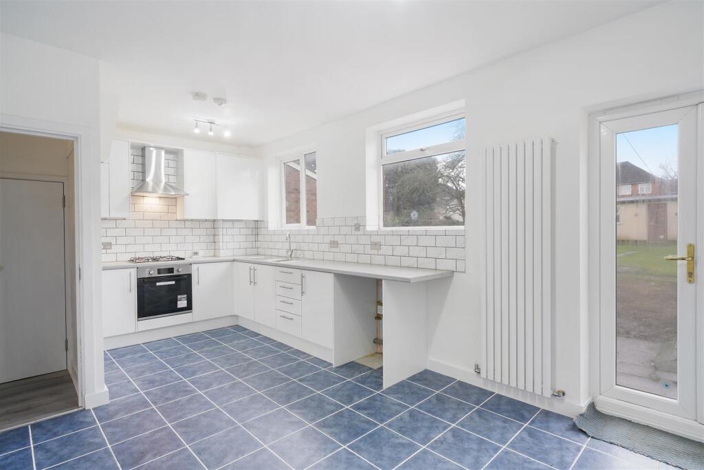 33 Chalfont Avenue - HDYkHVIUI3PldQlVT3UF.jpg