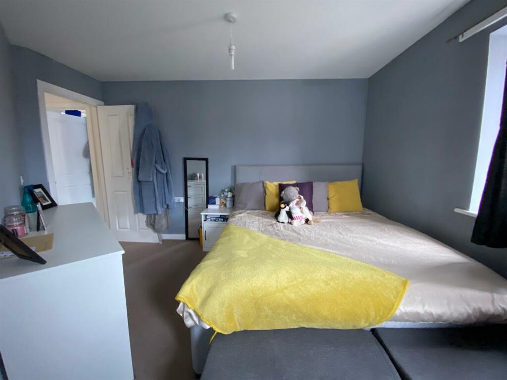 Bedroom One.jpg