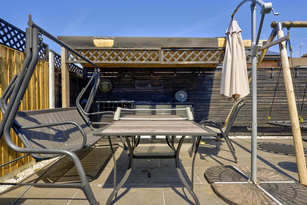 27 Shefford Crescent winstanley WN3 6LF-28.jpg