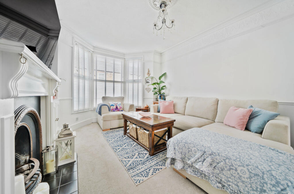 1317760-14-685edb...