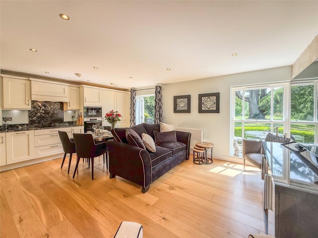 Lounge/Diner/Kitchen