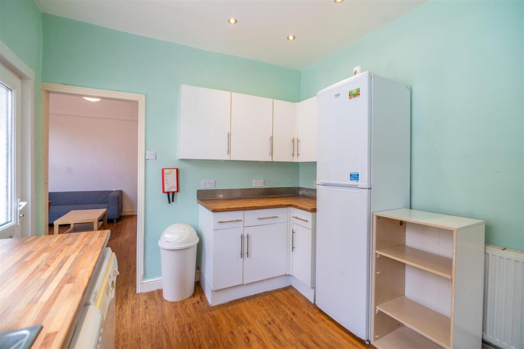 71 Vyner Street-12.jpg