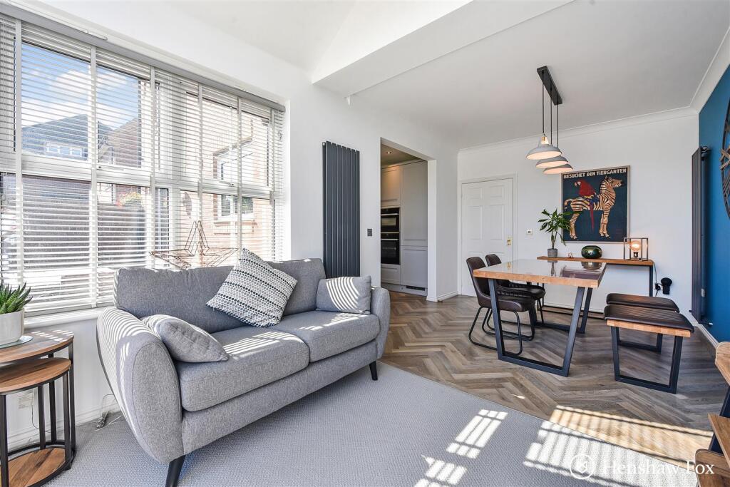 Ph10_5390286 - Copy.jpg