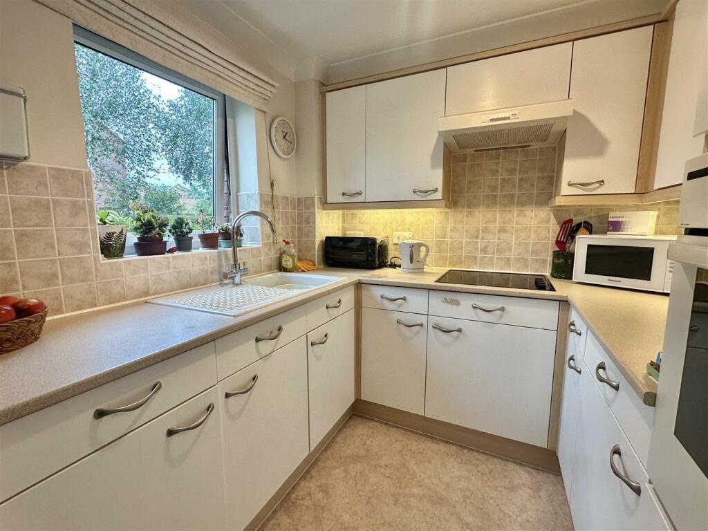 Luke Miller &amp; Associates