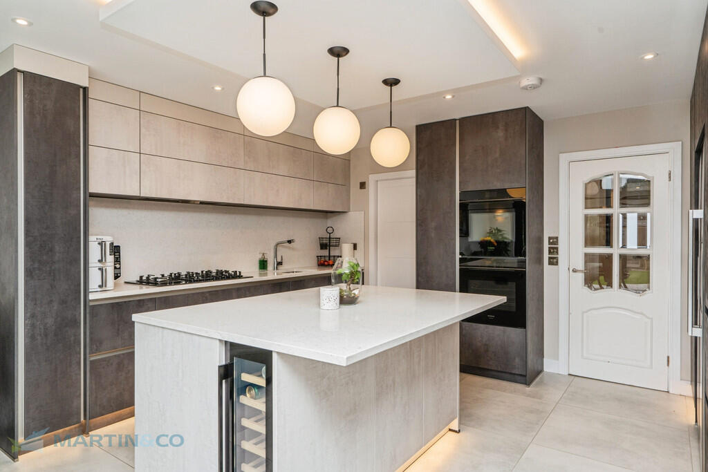 gu229hs-fa-dsc018...