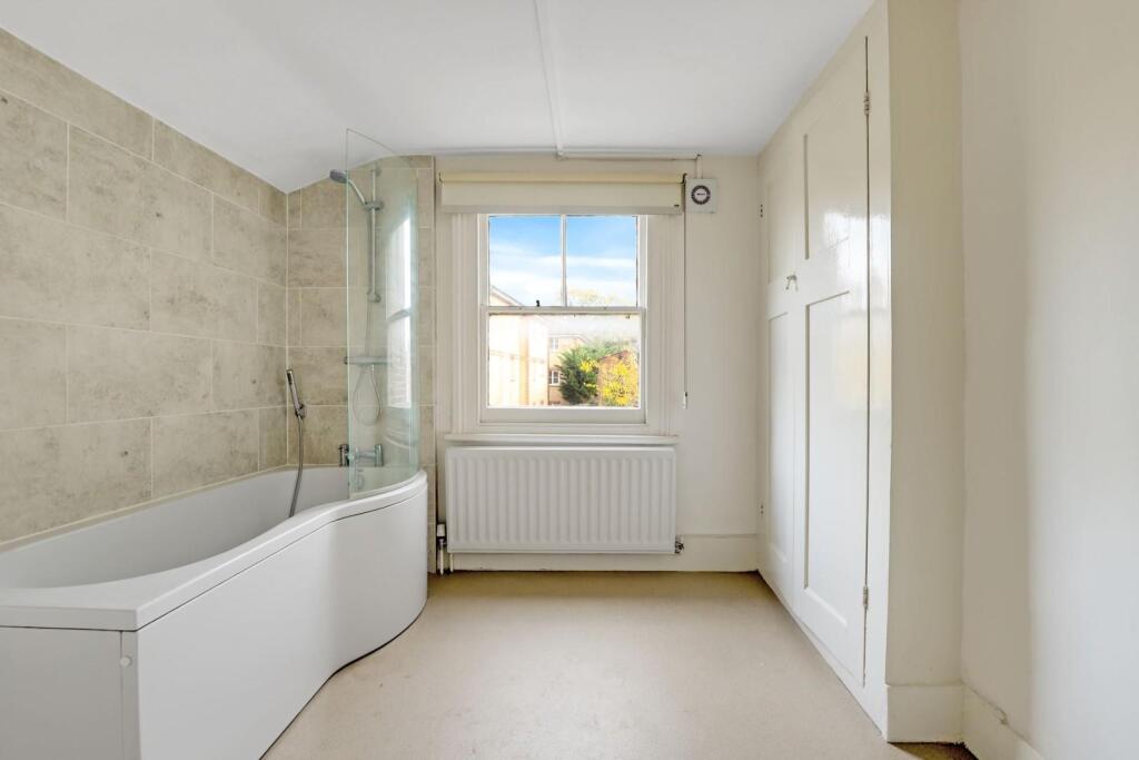 05-ab82JHPropWorld - 41 Sydenham Road -25-medium.j