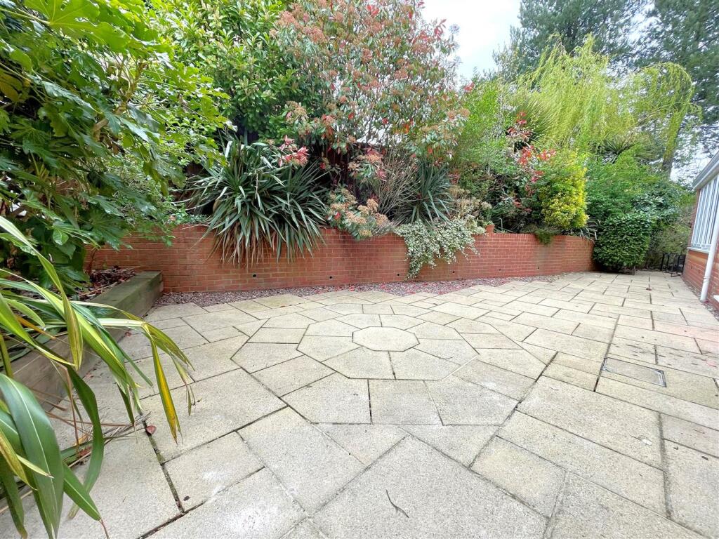 side garden.jpg