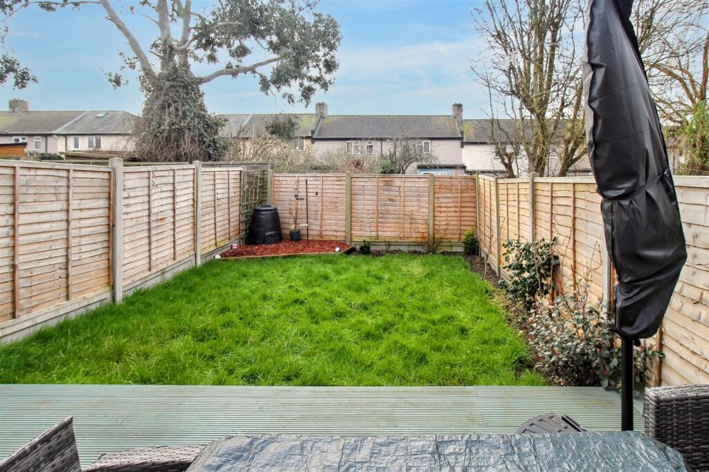 Rear Garden 1.jpg