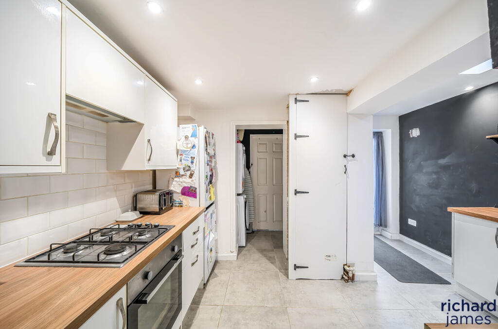 5f402837af70443cb4f691ec02fa6bd2