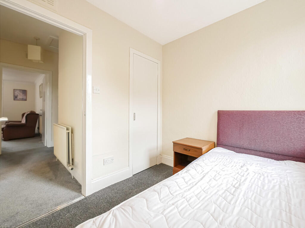 Bedroom 2-2