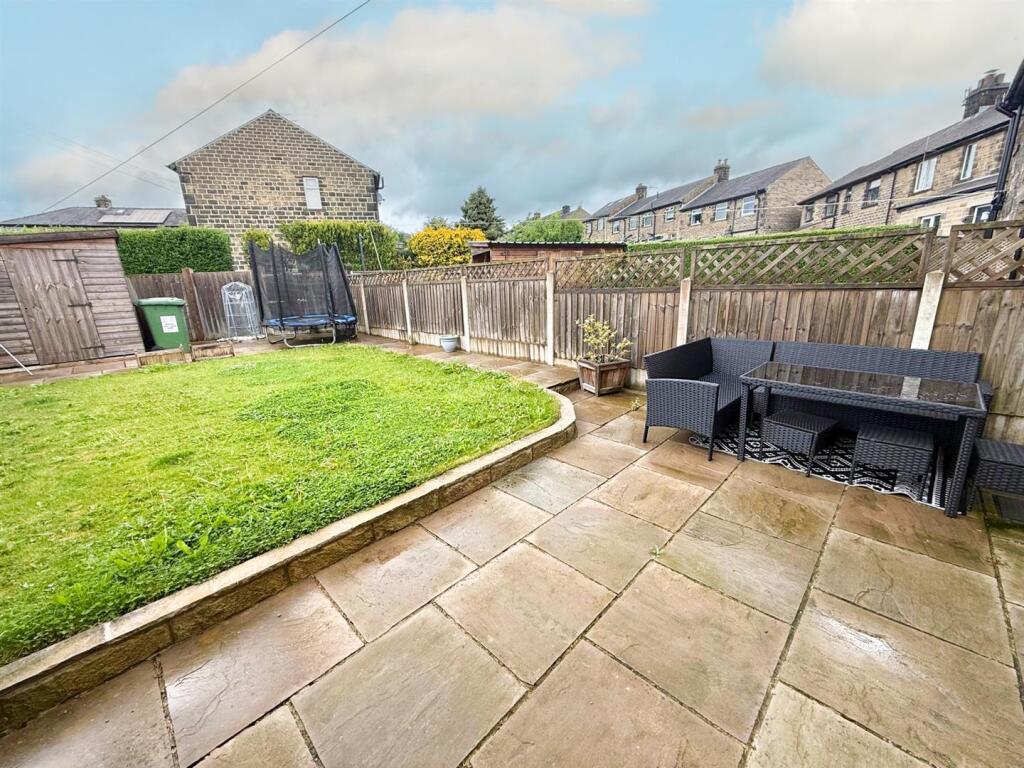 Three Bed Terraced Silsden (2).jpg