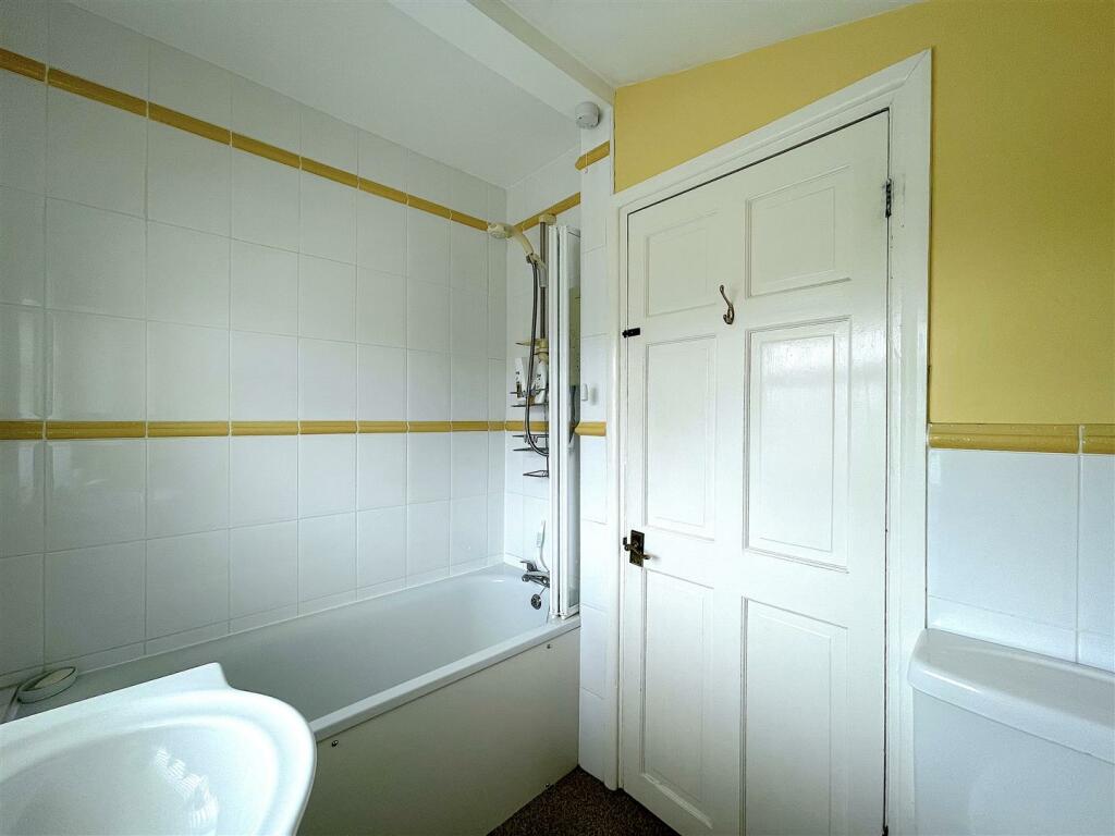 Bathroom (1).jpeg