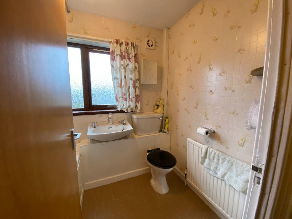  Baththroom