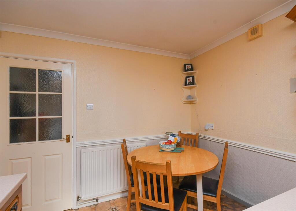 2 Reynolds Close - Kitchen Diner NEW.jpg