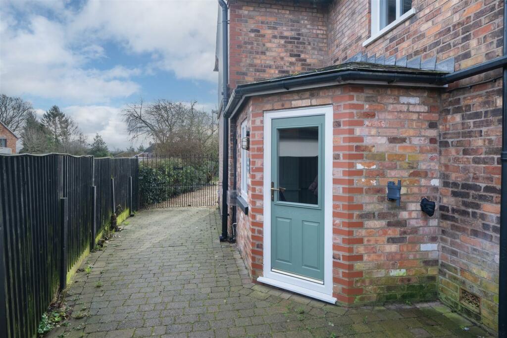 20 Church Road-052.jpg