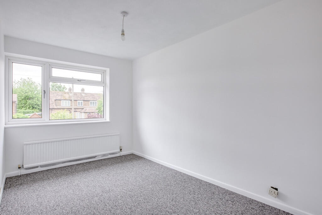 10 Lanewood Close...