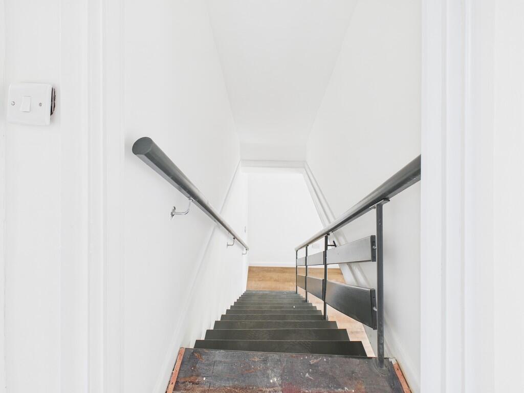 CAM05068G0-PR0044...