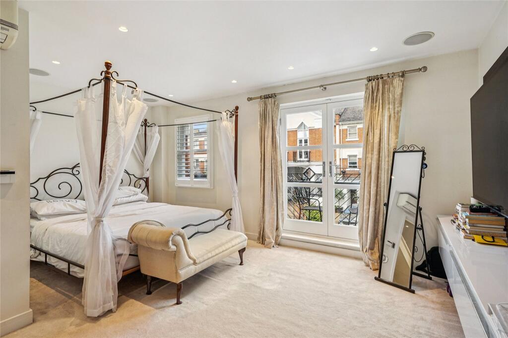 Principal Bedroom