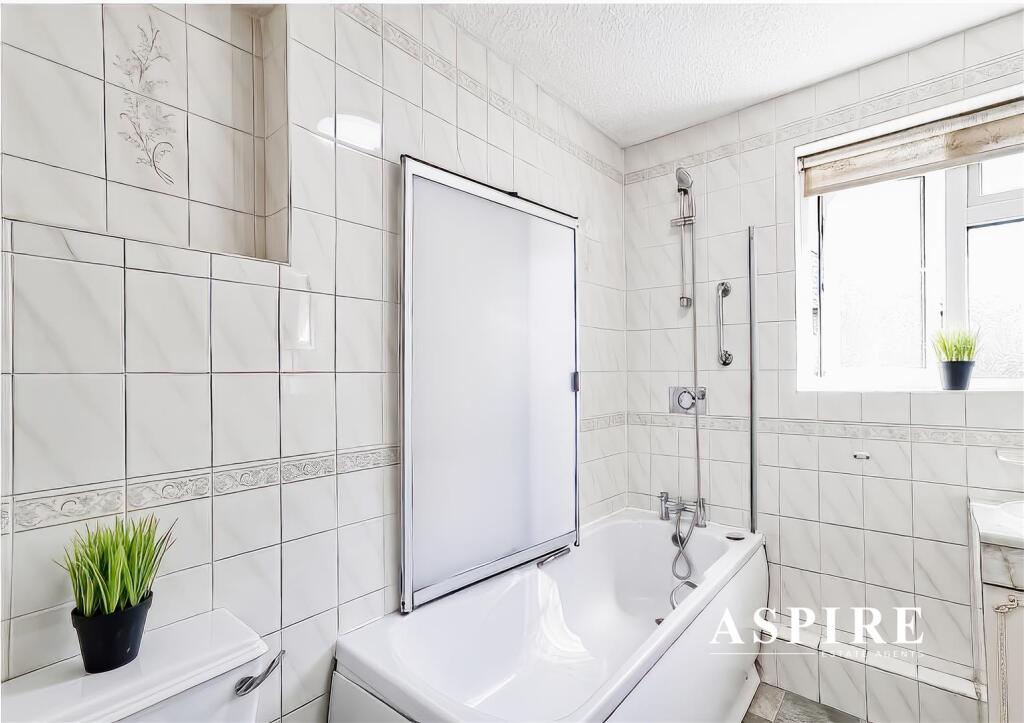 Aspire Estate Agents1.jpg