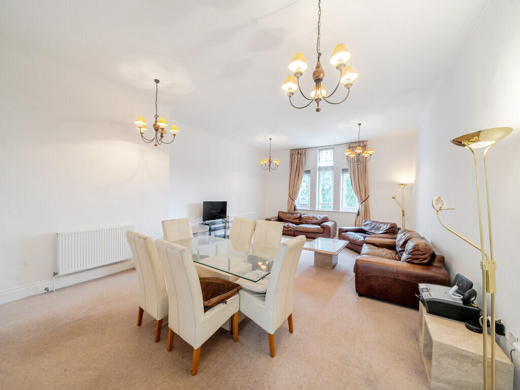 1334740-5-6895fbc...