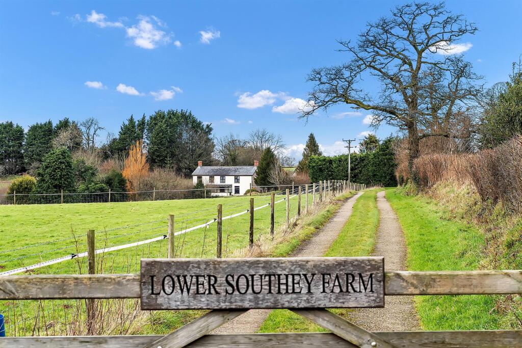 LowerSoutheyFarm.18.JPG