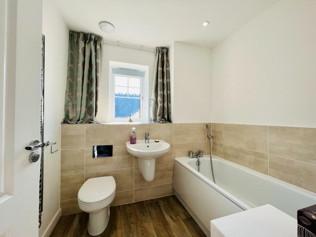 Bathroom.jpeg