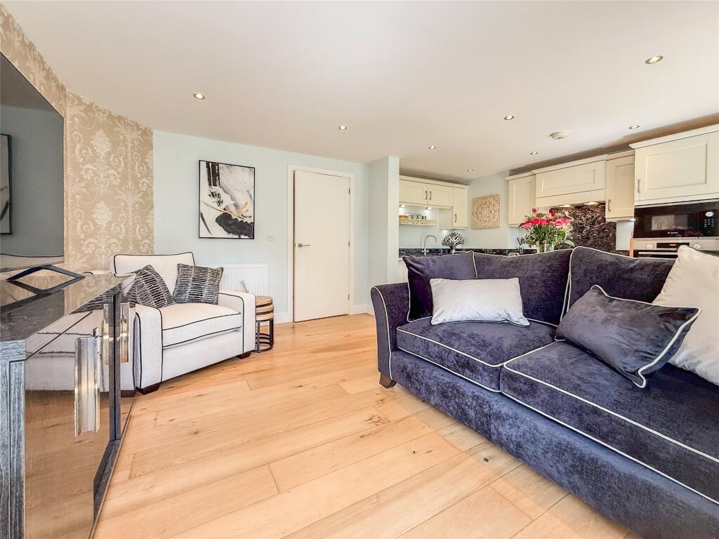 Lounge/Diner/Kitchen