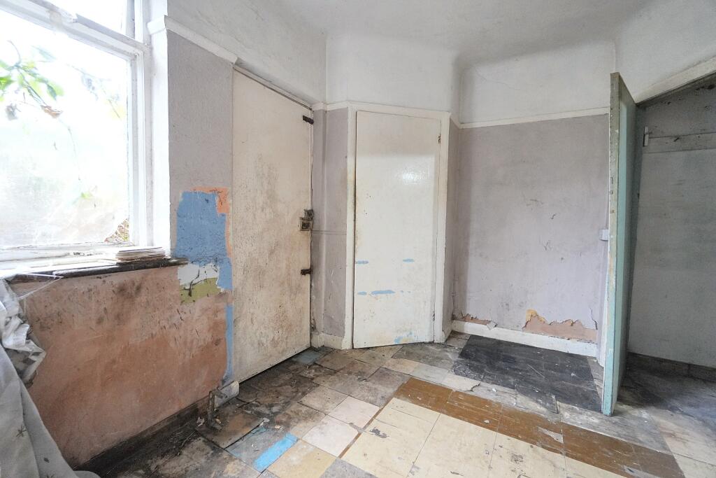 36003870.hCW0b T202501171147.jpg