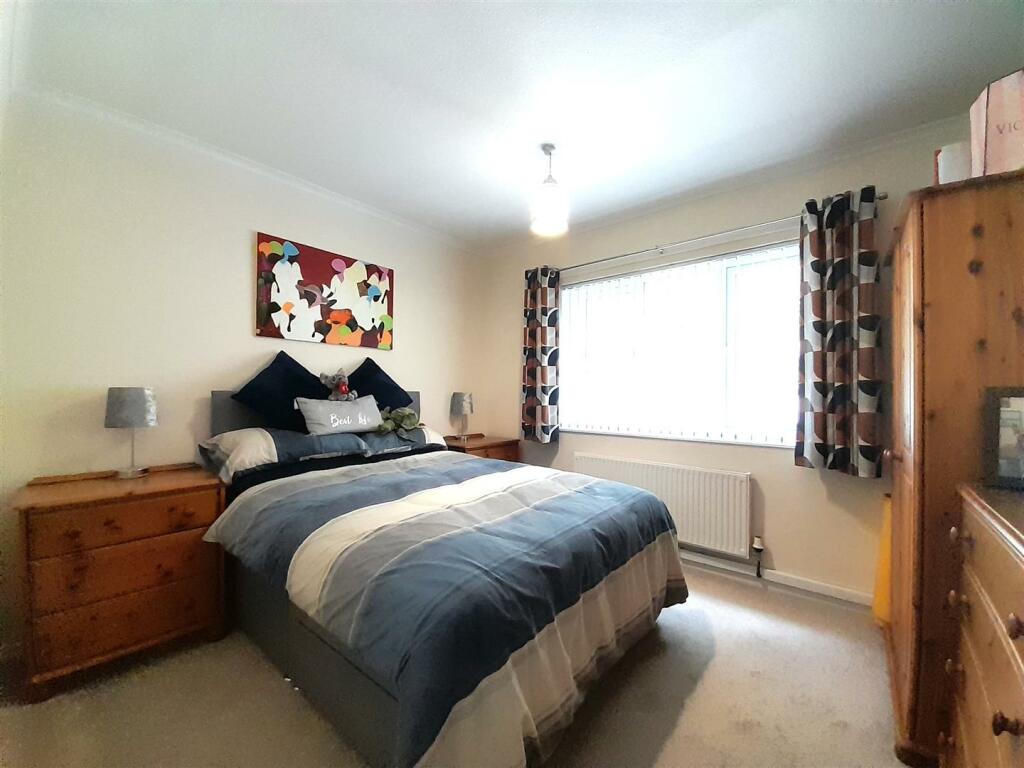 Bedroom 2.jpg