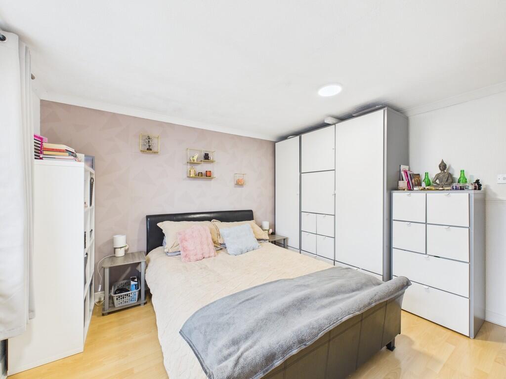 CAM01835G0-PR0322...