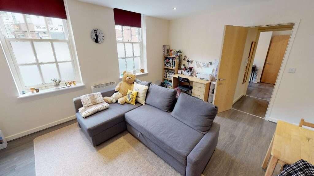 Flat_5_Croft_Buildings