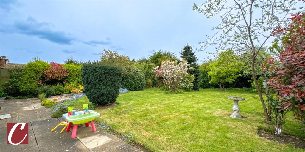 Pallett Drive - Image 1.jpg