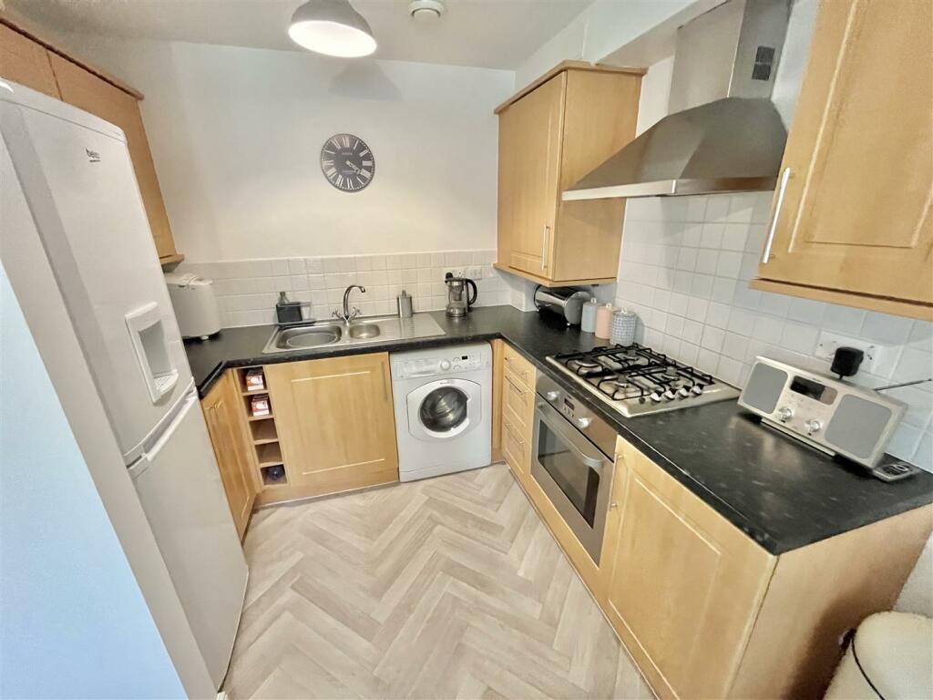 Dining Kitchen Aspect 6
